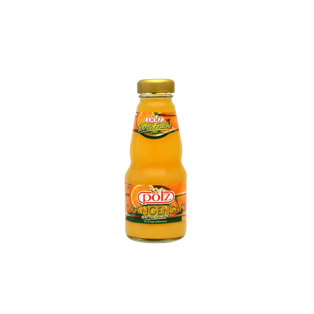 Orangensaftflasche mit Etikett.